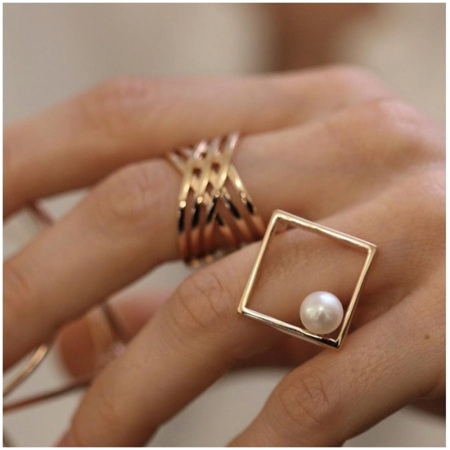 tokyo_hangar_rings_wear_gold