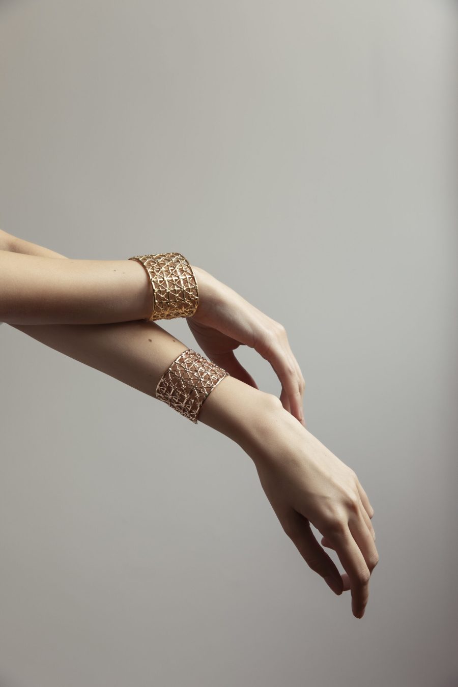 Bracciale Gasometro medio indossato oro e rosa