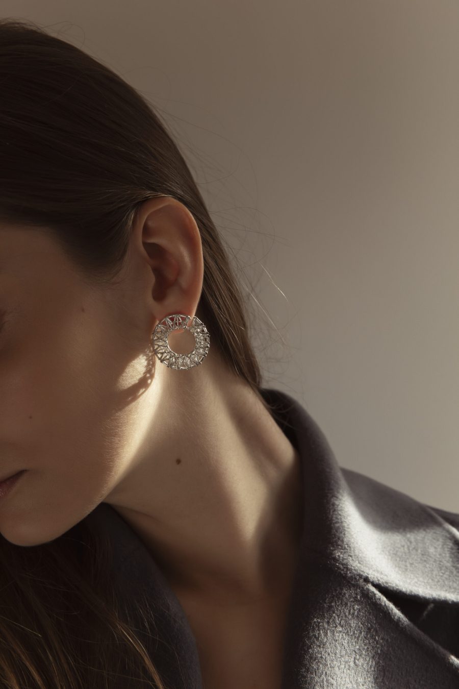Indossato orecchini gasometro hoop argento 1