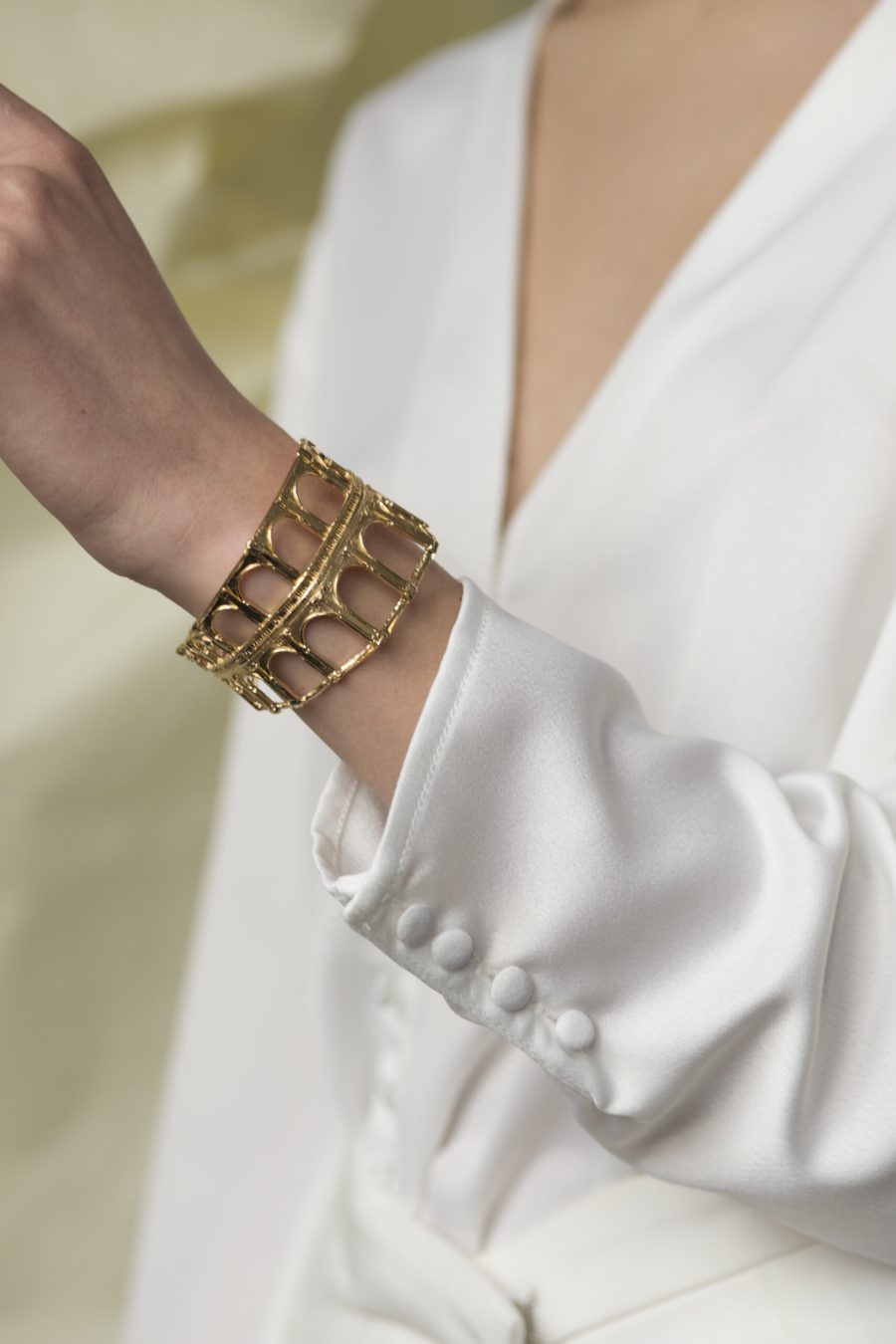 Bracciale Portici indossato oro