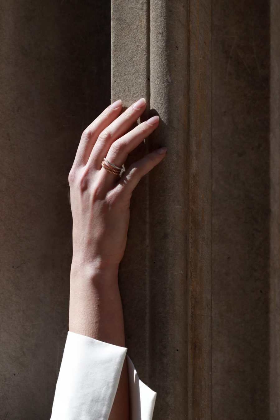 Fedine colonna salomonica indossate